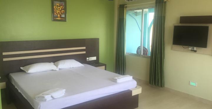 Aqua Marina Drive Inn